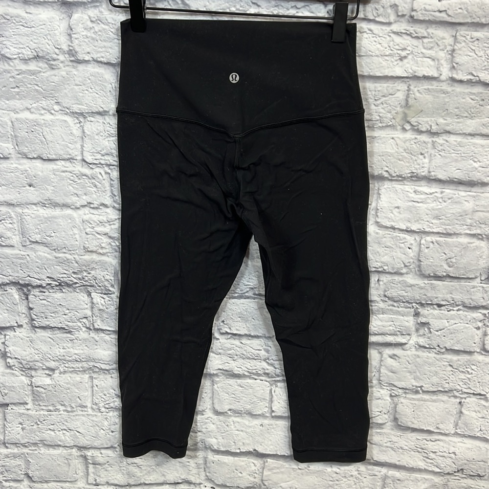 Lululemon  Align crop yoga pants | color black | size 6